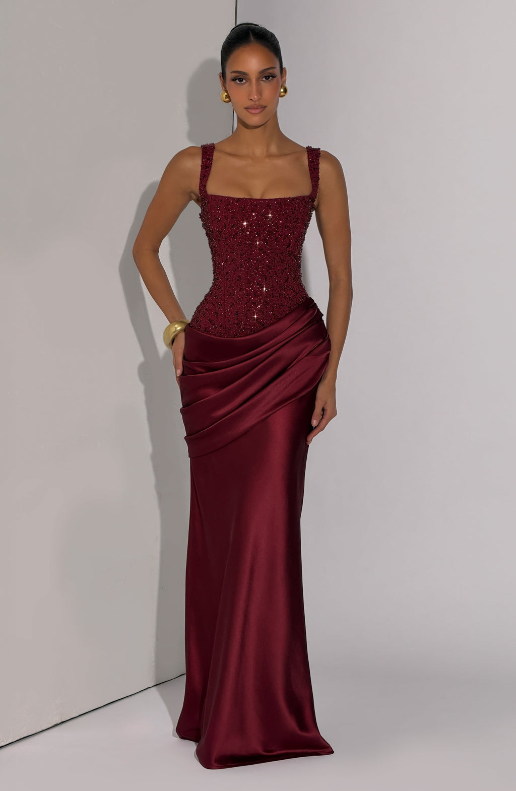 Alejandra - Abito Lungo in Raso Bordeaux