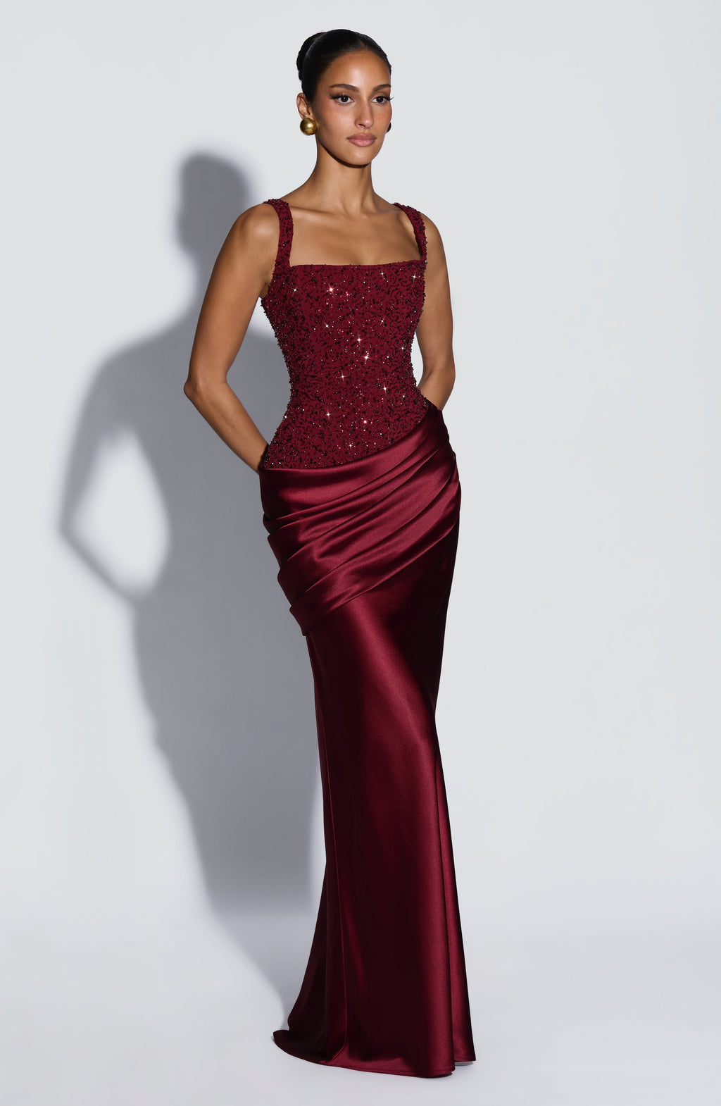 Alejandra - Abito Lungo in Raso Bordeaux