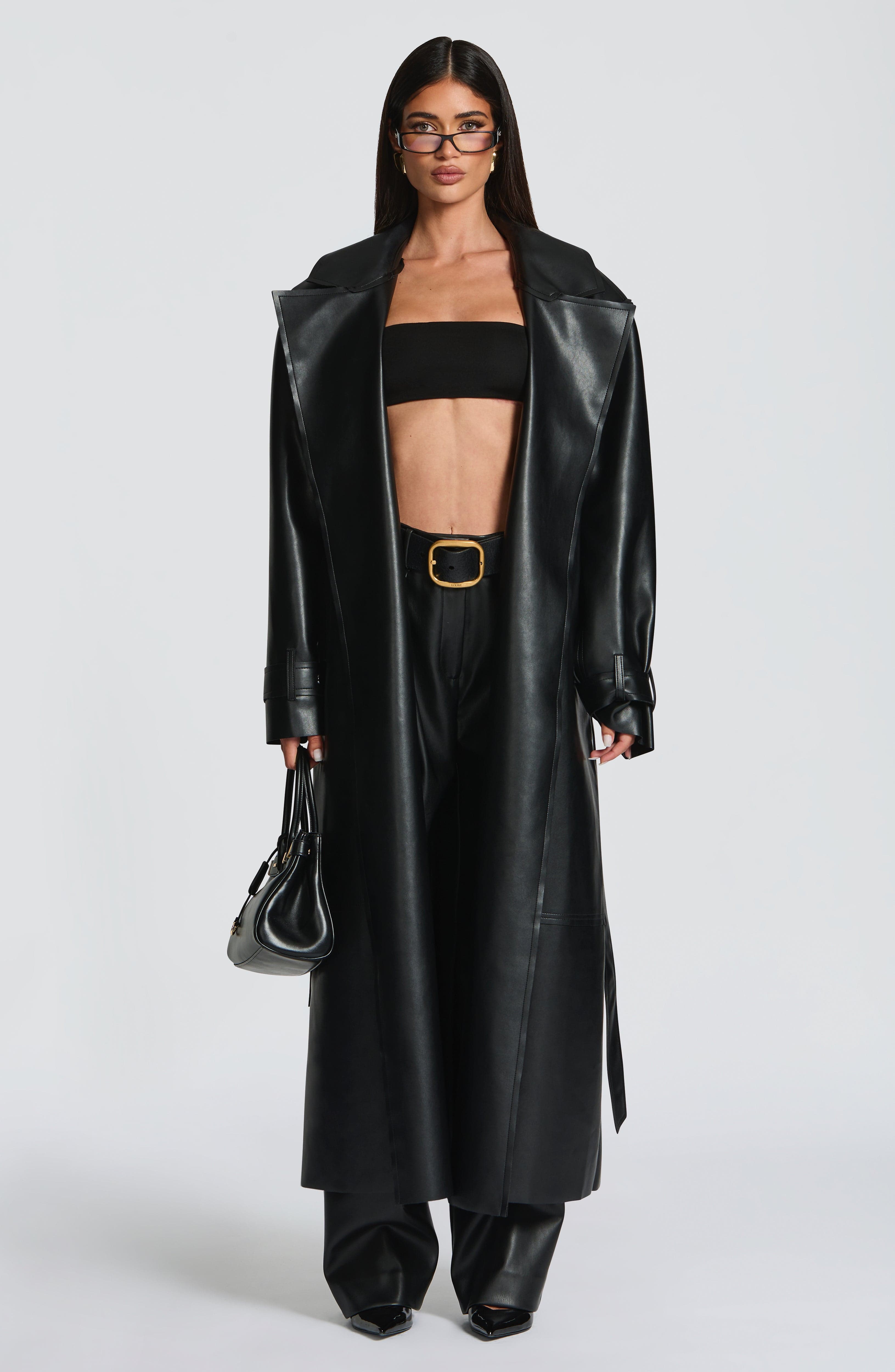 Sofía - Gabardina in Similpelle Nera