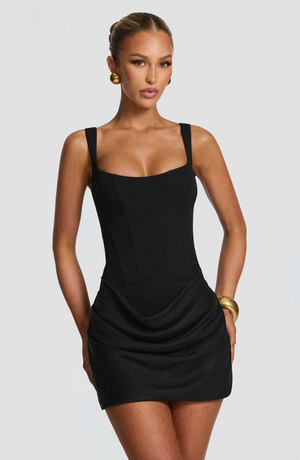 Regina - Abito Mini in Crêpe e Lyocell Nero Iconico
