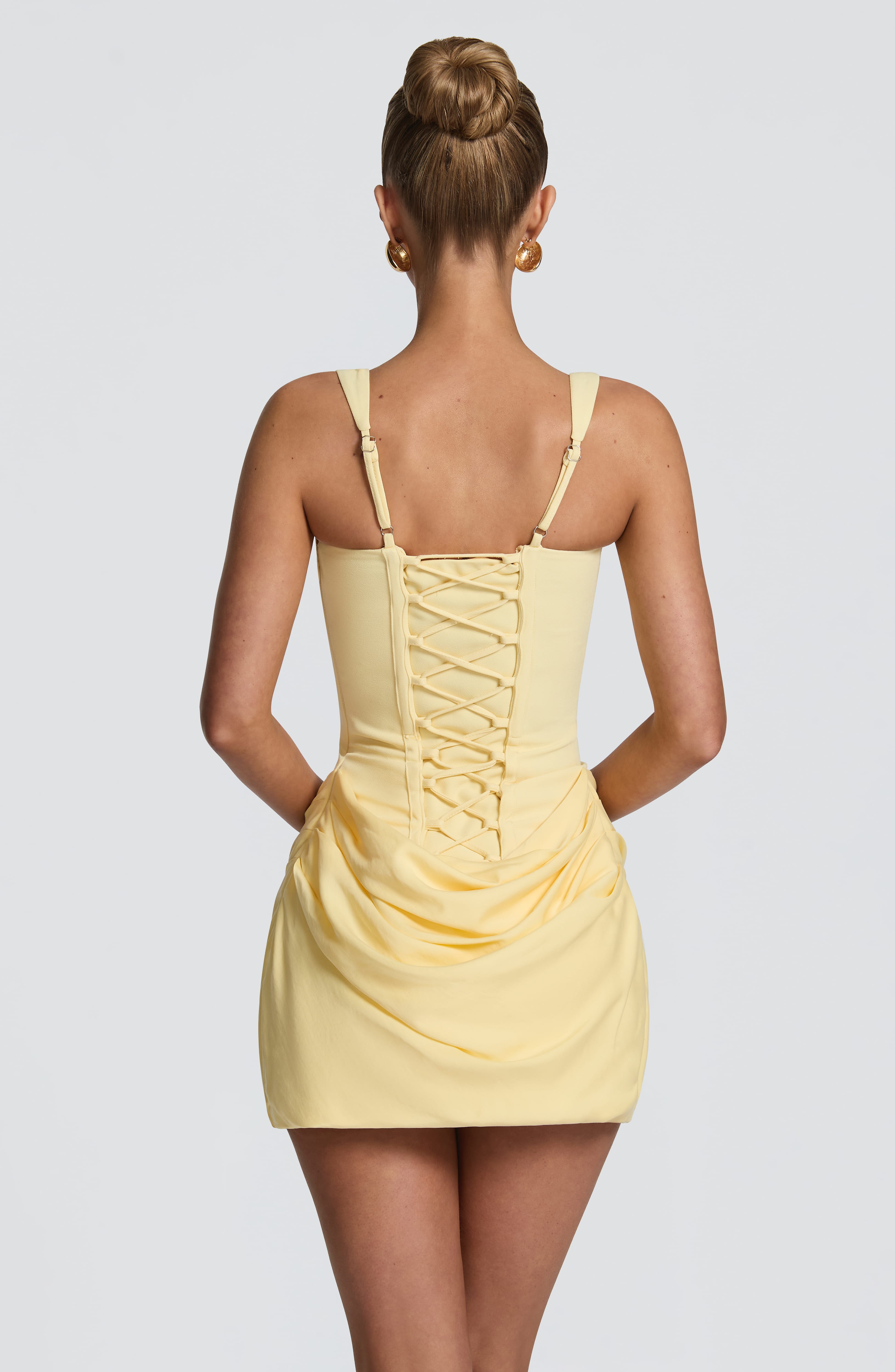 Regina - Abito Mini in Crêpe Giallo
