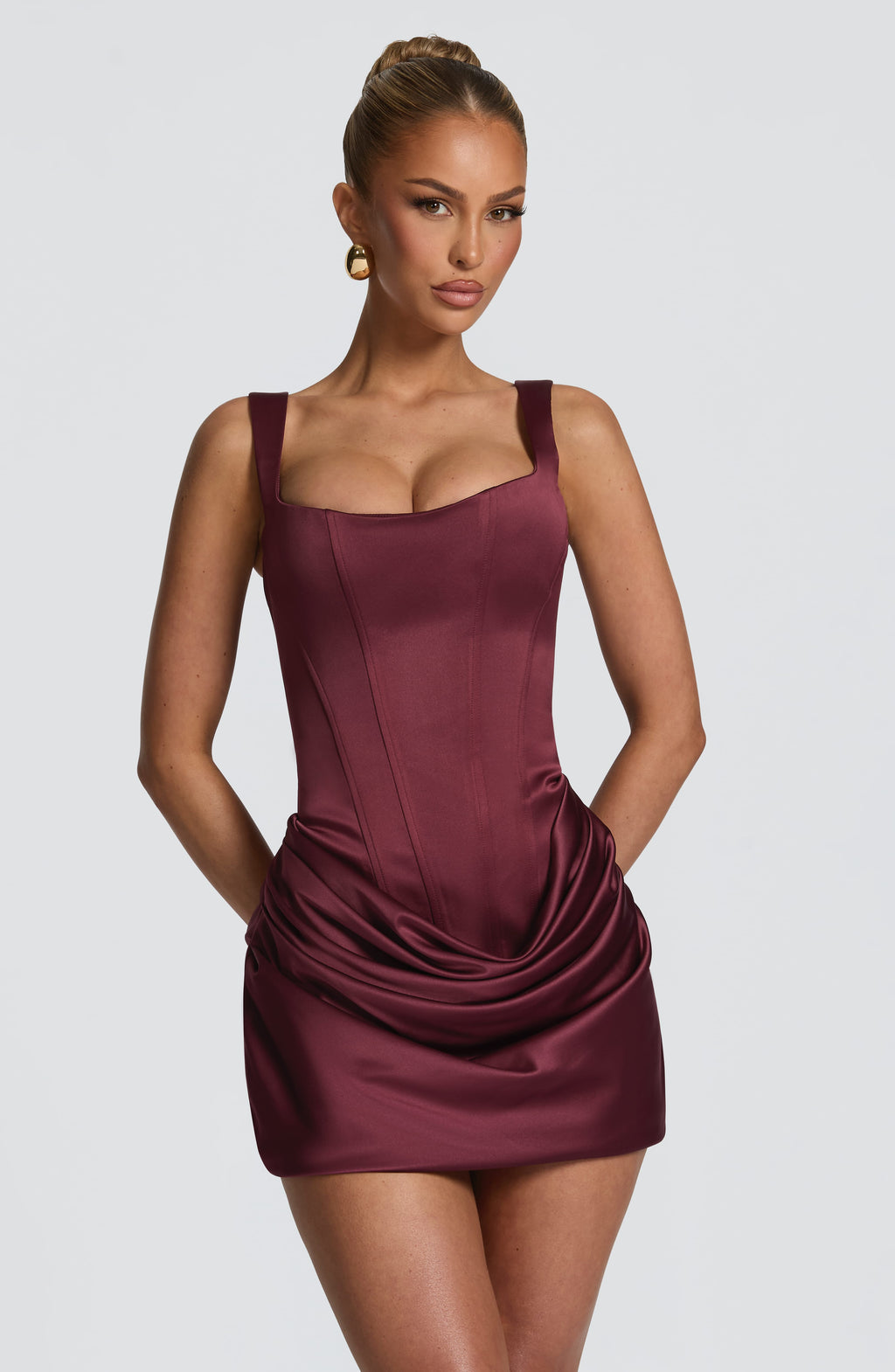 Imogen - Abito Mini in Raso Rosso Ciliegia