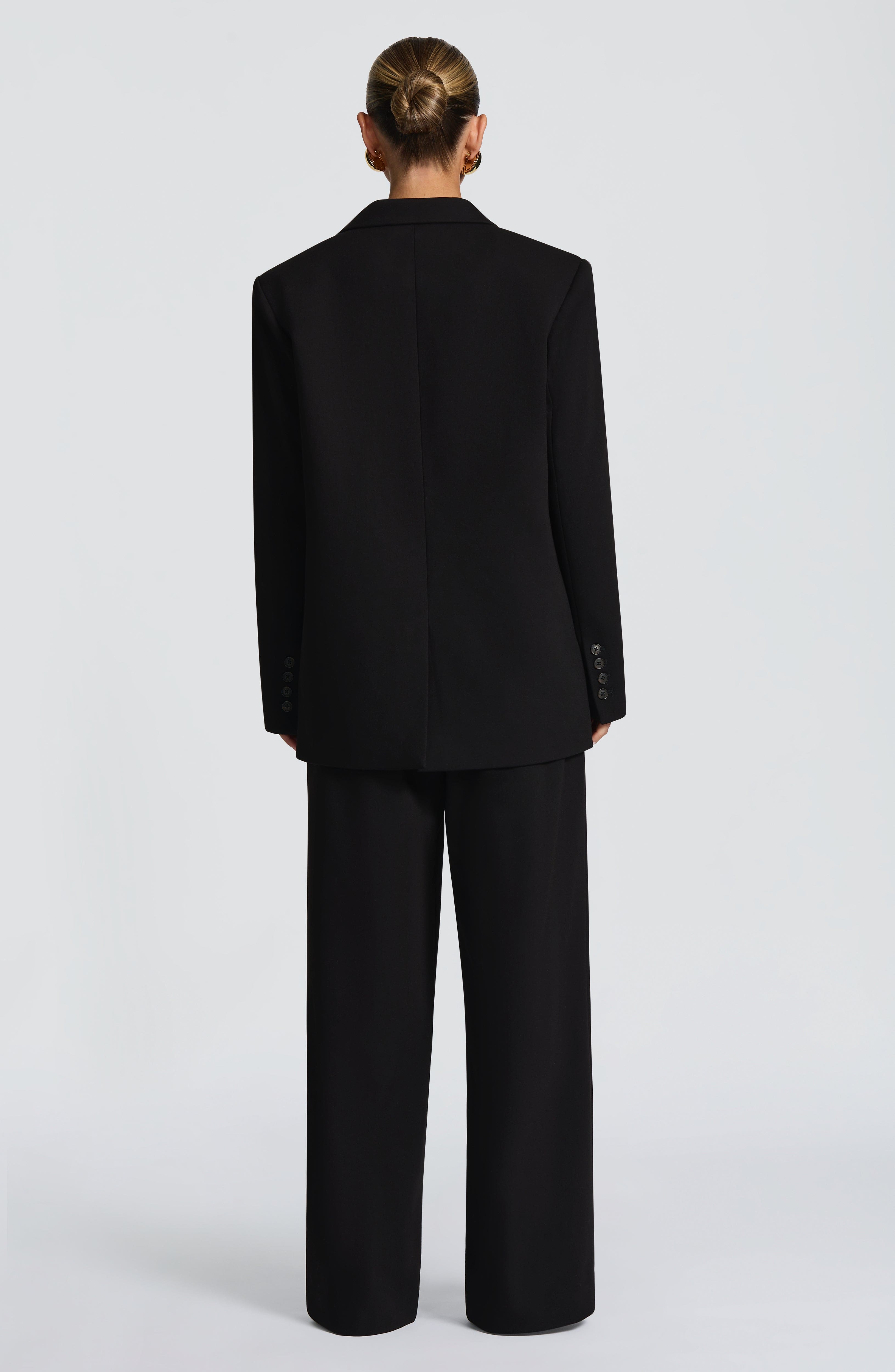 Victoria - Blazer Sartoriale Nero Boxy