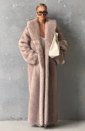 Inés - Cappotto Lungo in Eco-Pelliccia Beige