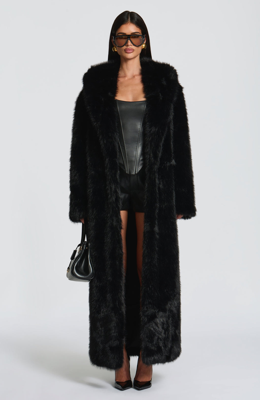 Valentina - Cappotto Lungo in Eco-Pelliccia