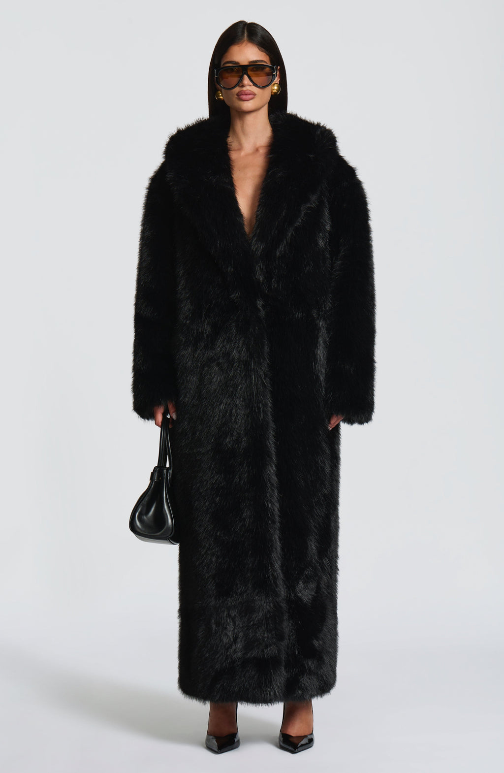 Valentina - Cappotto Lungo in Eco-Pelliccia